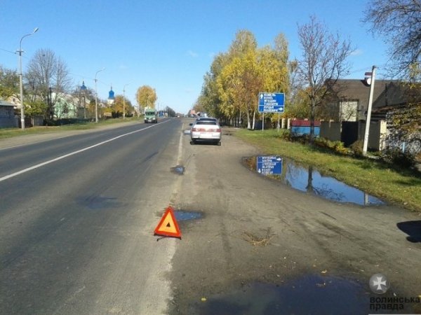 Аварія під Луцьком: винуватець втік з місця події. ФОТО